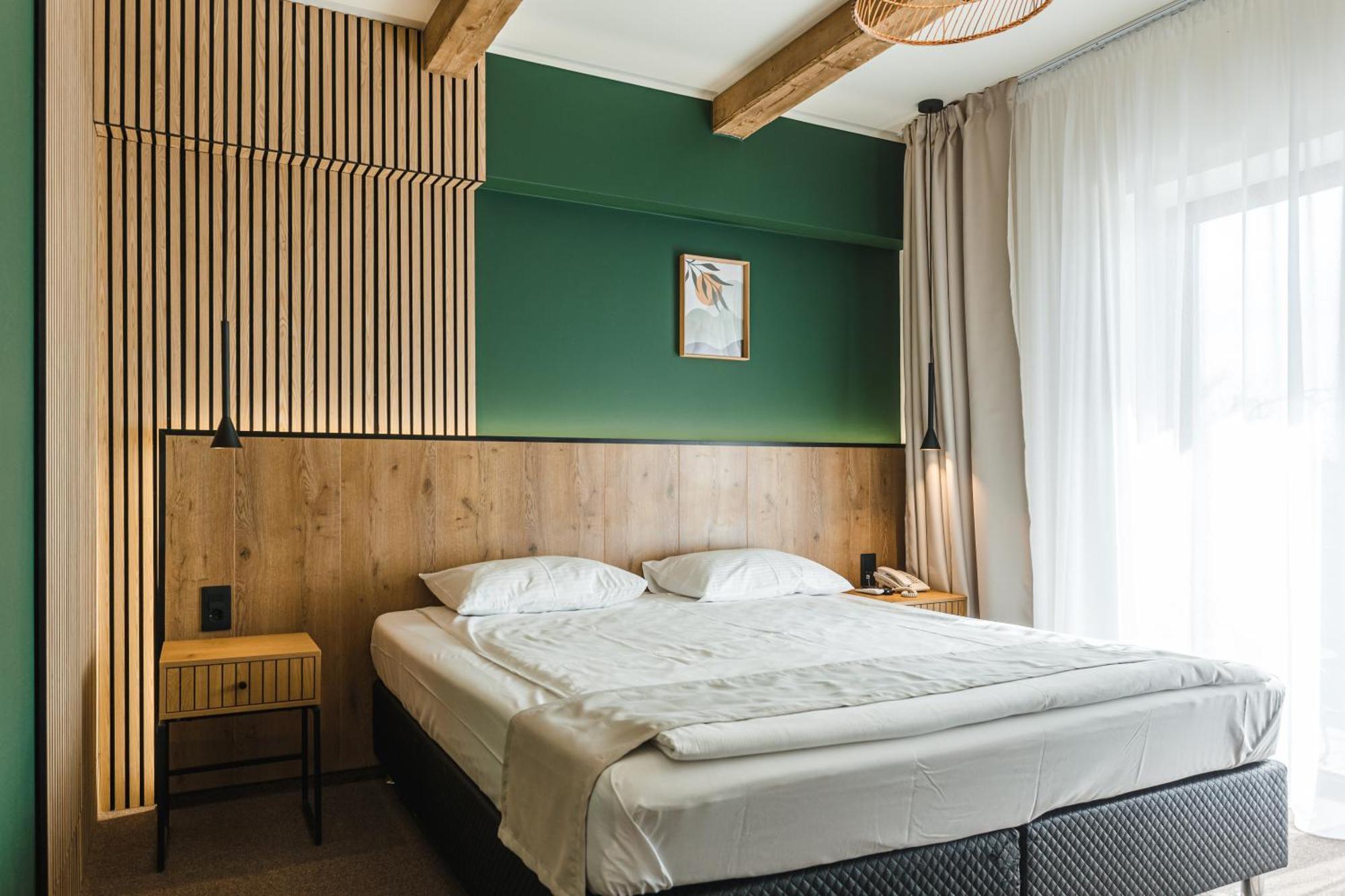 Stokker Hotel Oradea Exterior photo